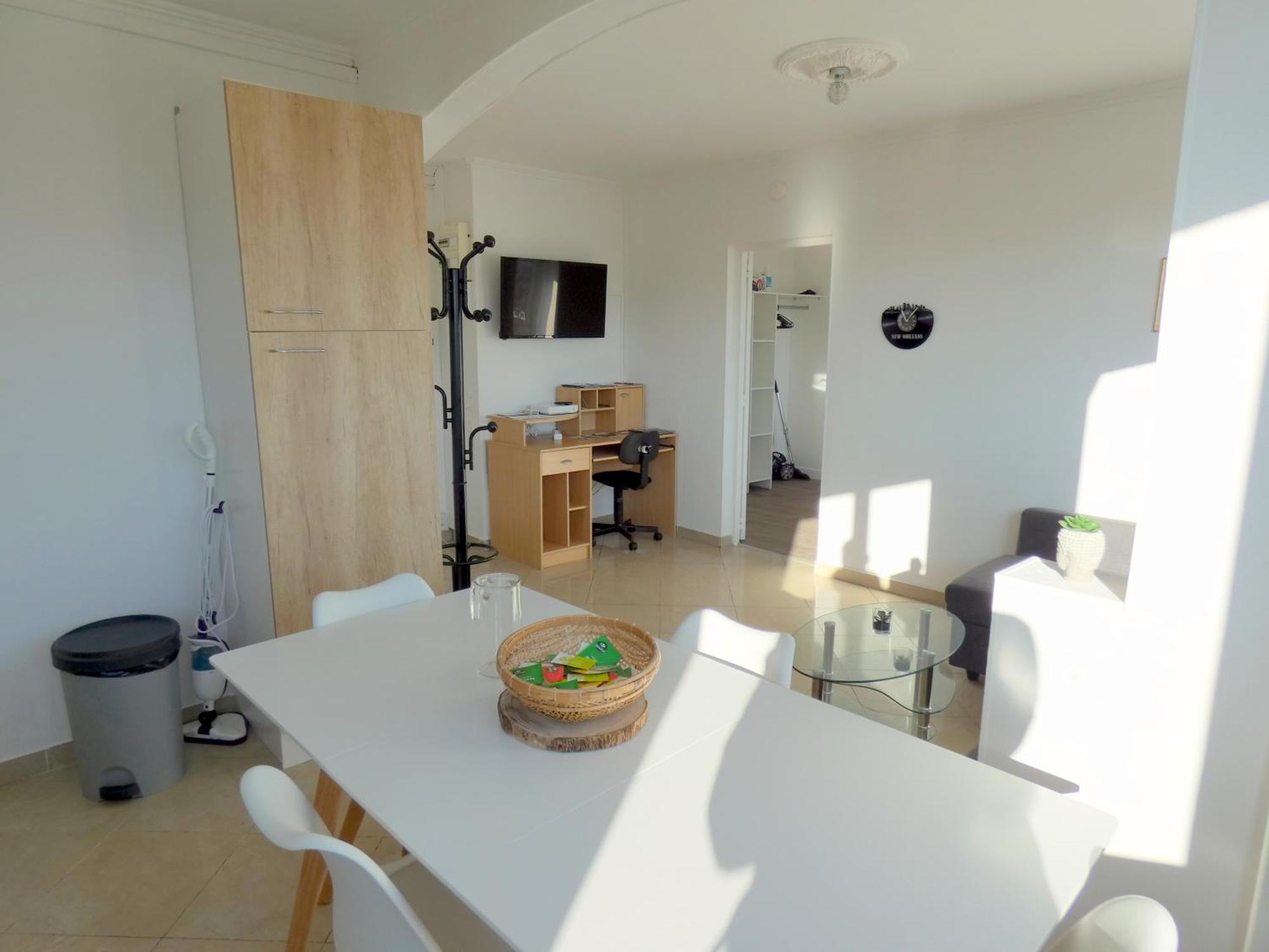 37M2 Lumineux Face Gare Sncf, Wifi Et Cafe Et The Offerts Apartment Orleans Luaran gambar